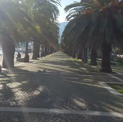 Апартаменти Tata Geli *